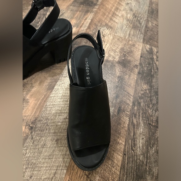 NWOT MADDEN GIRL CHUNKY HEELS size 7 - Picture 4 of 8